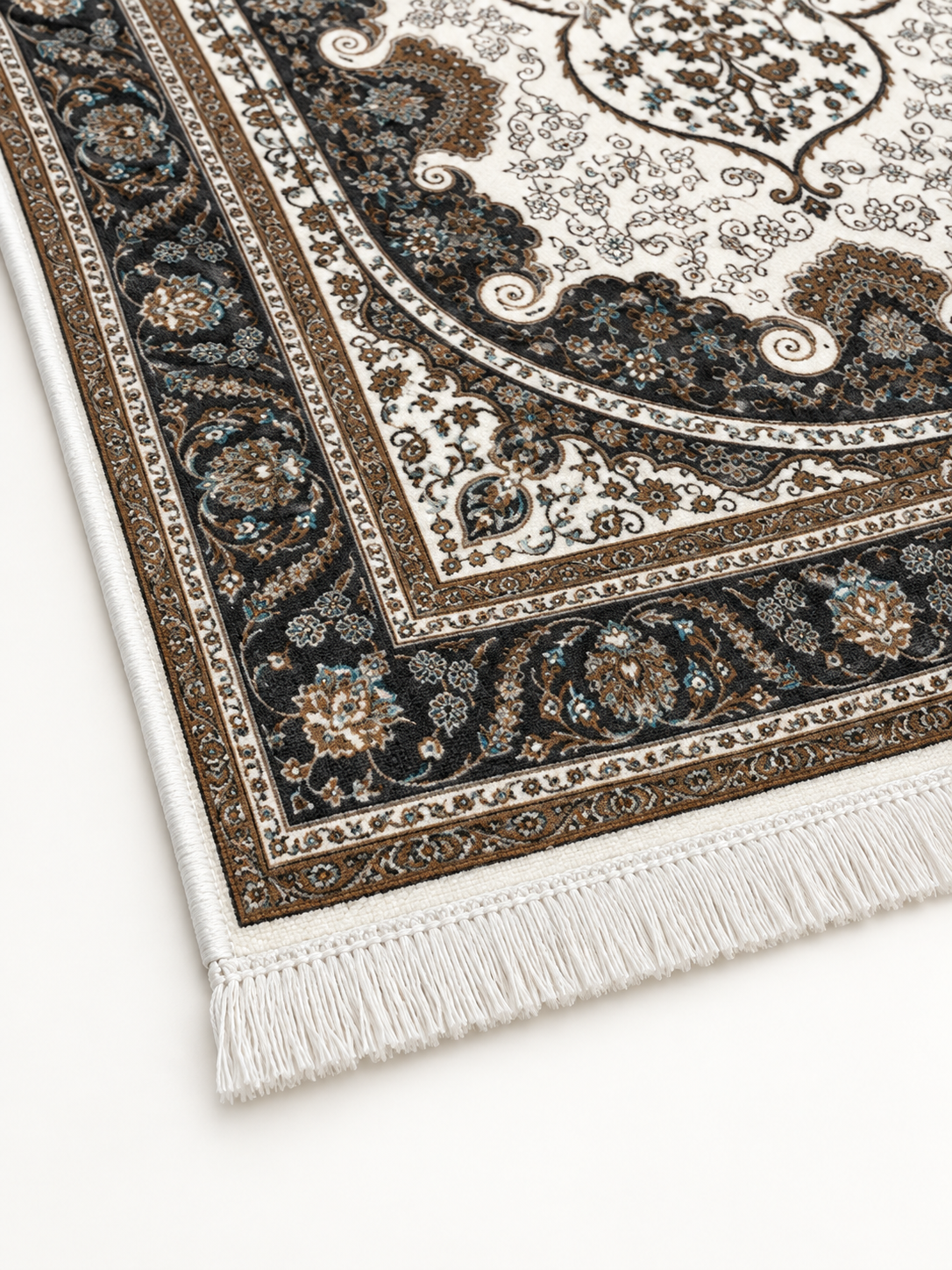 Pearl – Luxury Velvet Rug, Cream & Black Traditional Design (LVB-305)
