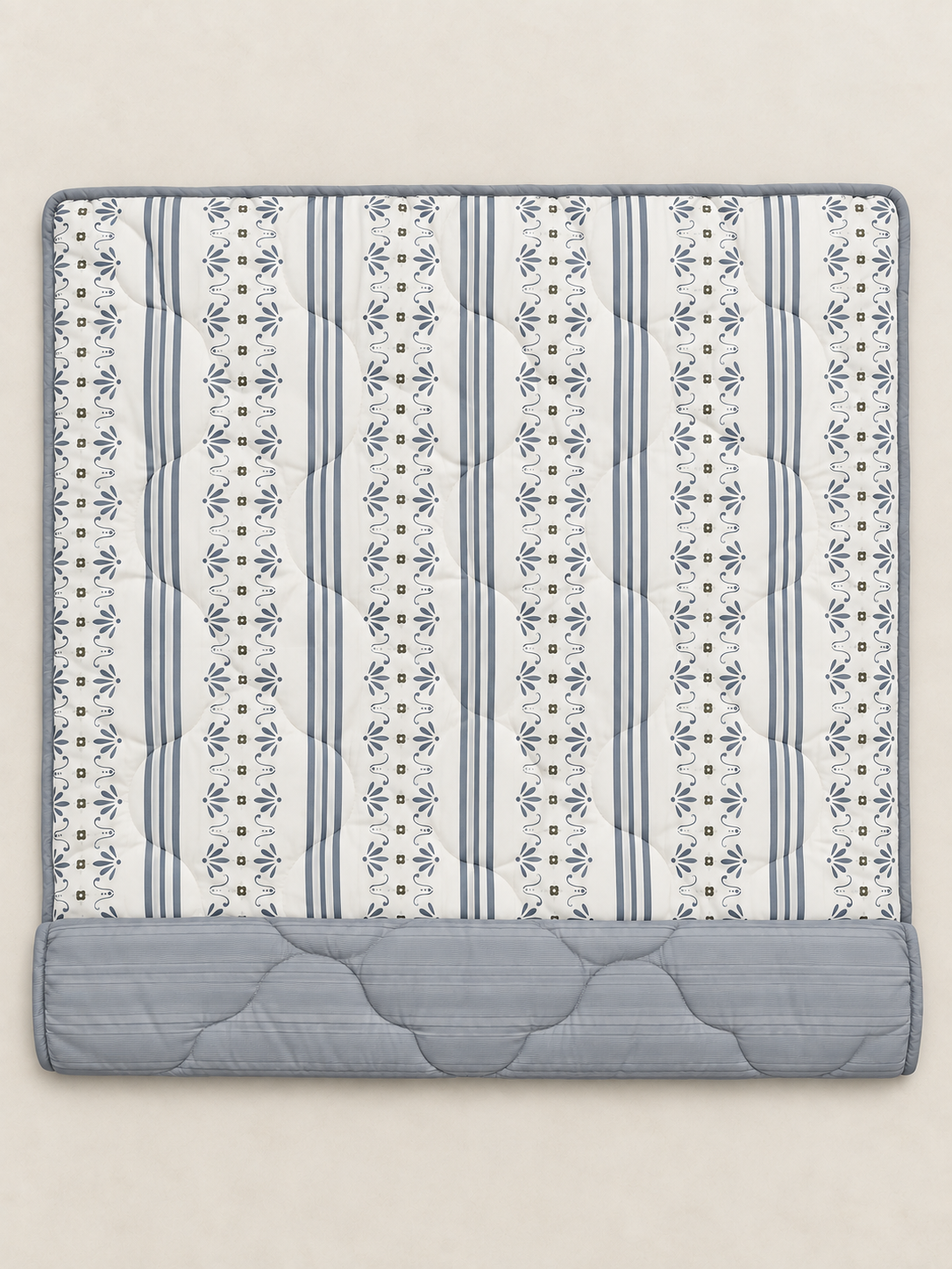 Blue Heritage 4-Piece Reversible Comforter Set