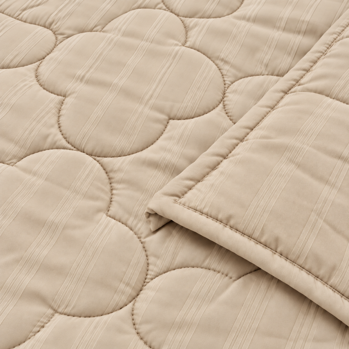 Sand Clover 4-Piece Comforter Set
